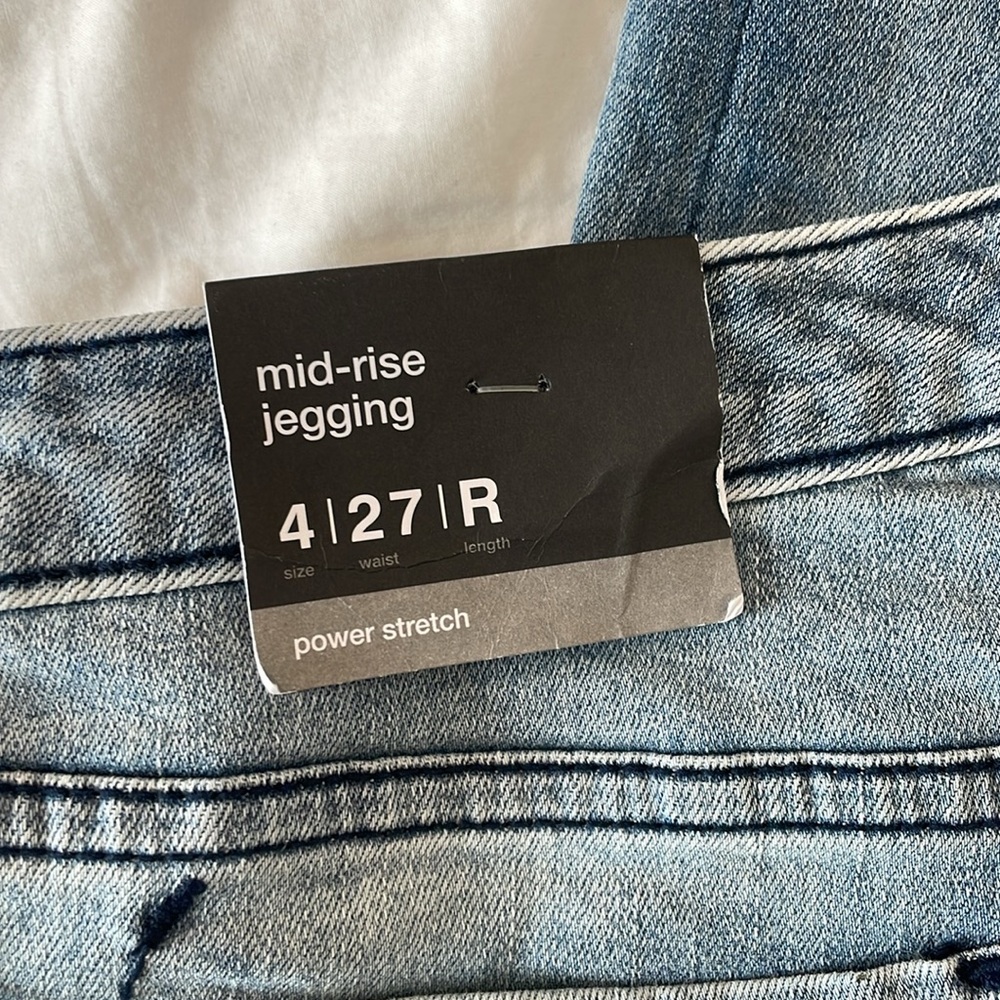 Mossimo Mid Rise Jegging - Picture 6 of 6